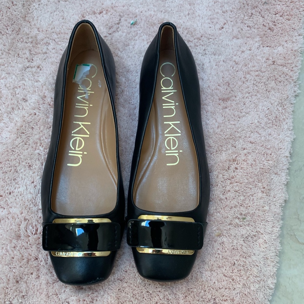Calvin Klein size 7.5